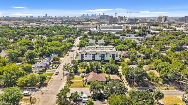 7225 Mohawk Drive, Dallas, TX 75235