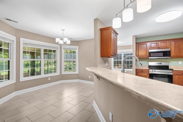 128 Lamirda Court NW, Huntsville, AL 35810