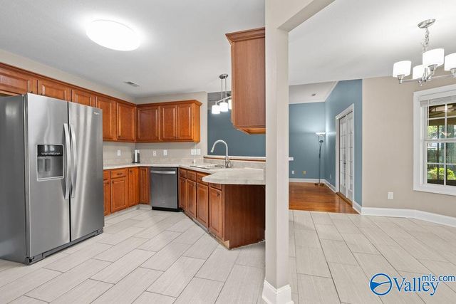 128 Lamirda Court NW, Huntsville, AL 35810