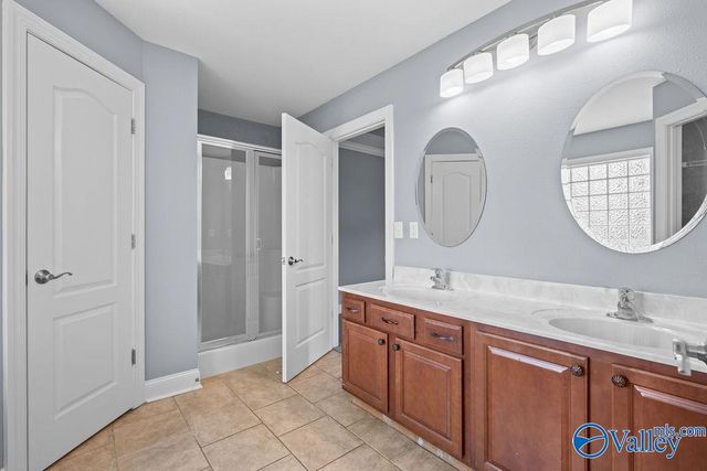 128 Lamirda Court NW, Huntsville, AL 35810