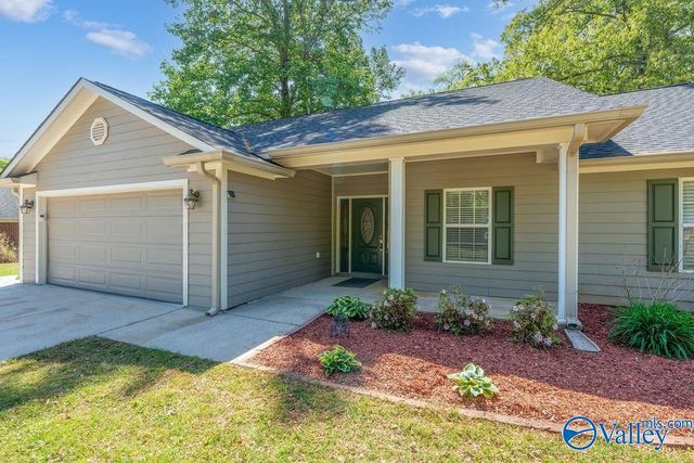 128 Lamirda Court NW, Huntsville, AL 35810