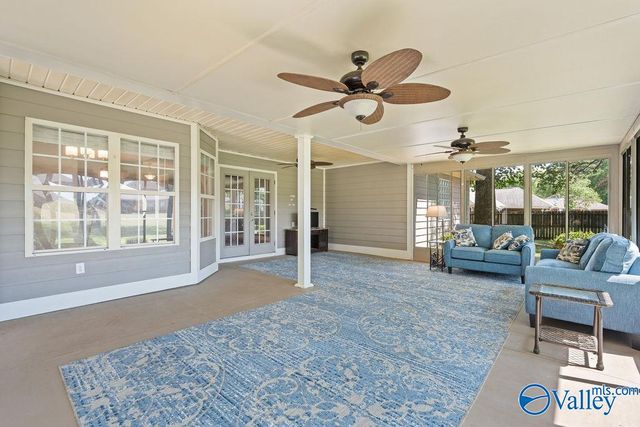 128 Lamirda Court NW, Huntsville, AL 35810