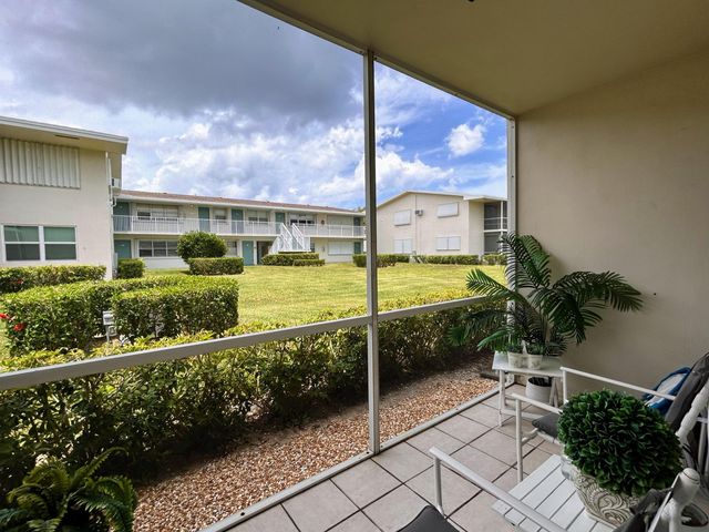 320 Horizons W 103, Boynton Beach, FL 33435