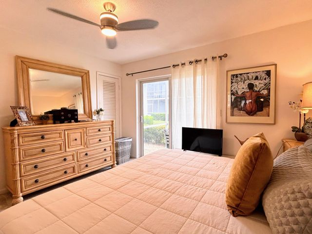 320 Horizons W 103, Boynton Beach, FL 33435