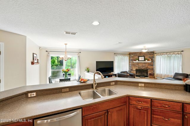 8619 HEATHER RUN Drive S, Jacksonville, FL 32256