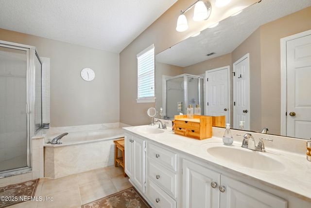 8619 HEATHER RUN Drive S, Jacksonville, FL 32256