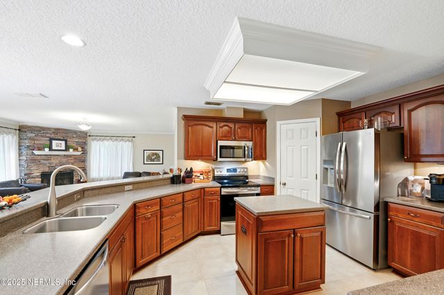 8619 HEATHER RUN Drive S, Jacksonville, FL 32256