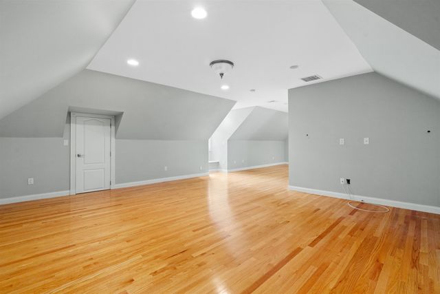 8 Arcadia Lane, Salem, NH 03079