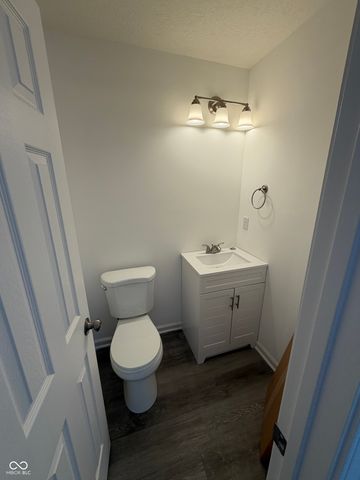 1447 Elm Street, Martinsville, IN 46151