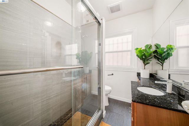 3229 Macarthur Blvd, Oakland, CA 94602