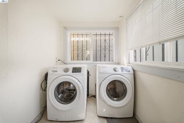 3229 Macarthur Blvd, Oakland, CA 94602