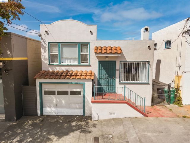 3229 Macarthur Blvd, Oakland, CA 94602