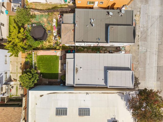 3229 Macarthur Blvd, Oakland, CA 94602