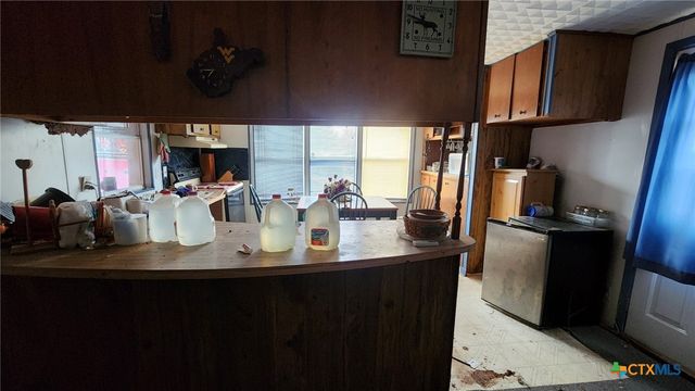 501 County Road 3384, Kempner, TX 76539