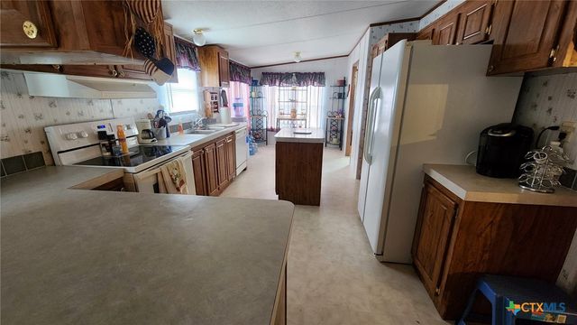 501 County Road 3384, Kempner, TX 76539
