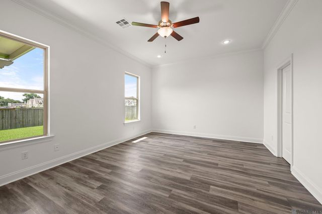 13337 Belle Prairie Dr, Geismar, LA 70734