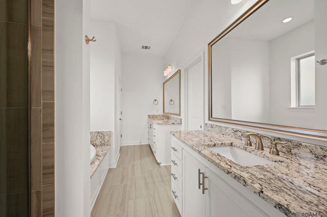 13337 Belle Prairie Dr, Geismar, LA 70734