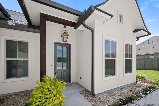 13337 Belle Prairie Dr, Geismar, LA 70734