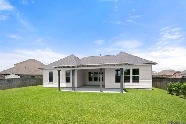 13337 Belle Prairie Dr, Geismar, LA 70734