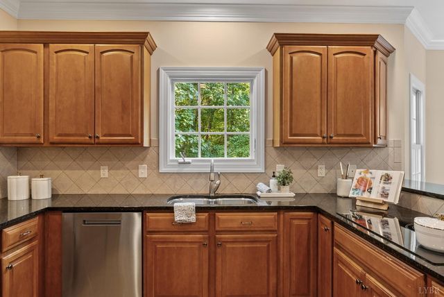 1547 Gilfield Drive, Forest, VA 24551