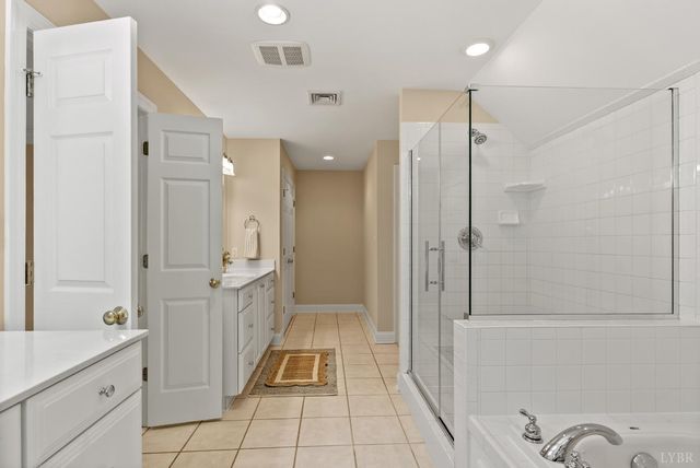 1547 Gilfield Drive, Forest, VA 24551