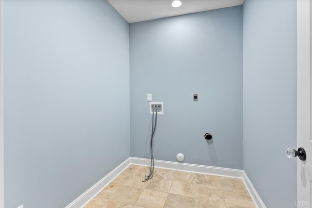 1547 Gilfield Drive, Forest, VA 24551