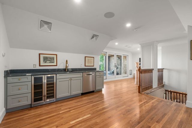 62 Bay Street, Quincy, MA 02171