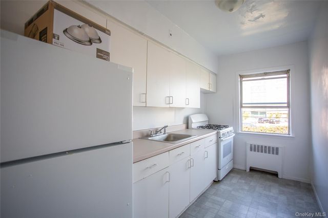 345 Shore Road 1E, Long Beach, NY 11561