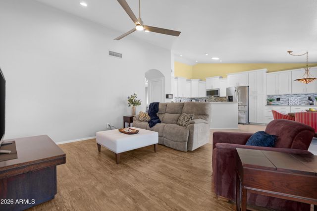 3261 N PALMER Drive, Goodyear, AZ 85395