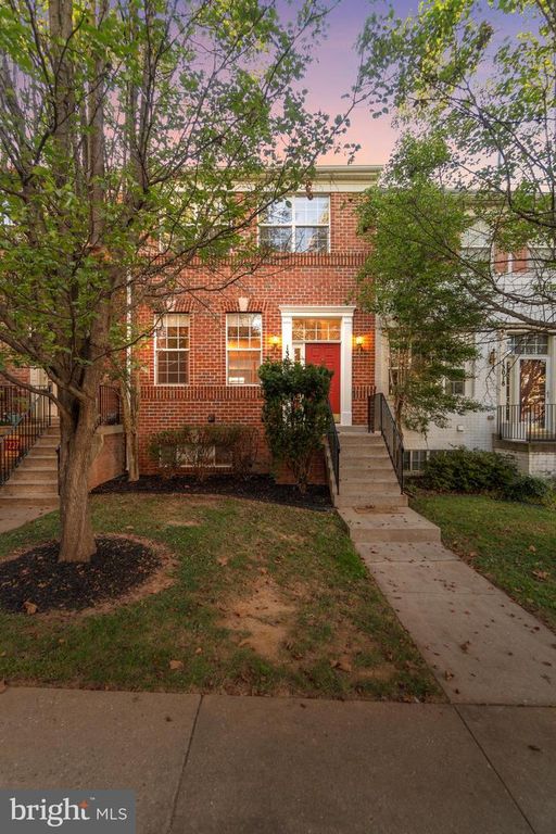 13016 TOWN COMMONS DR, Germantown, MD 20874