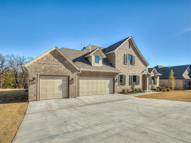 8108 Goldfinch Drive, Guthrie, OK 73044