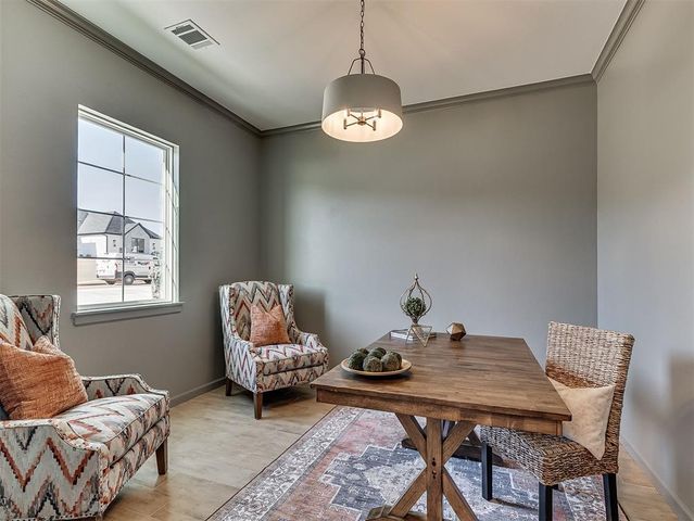 8108 Goldfinch Drive, Guthrie, OK 73044