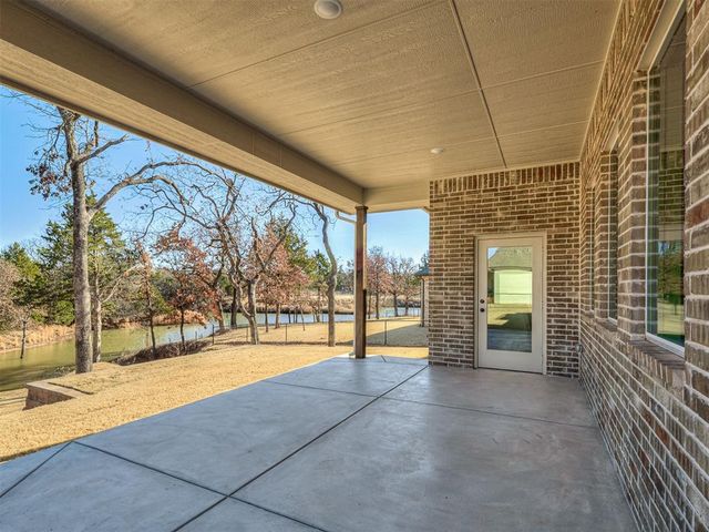 8108 Goldfinch Drive, Guthrie, OK 73044