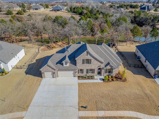 8108 Goldfinch Drive, Guthrie, OK 73044