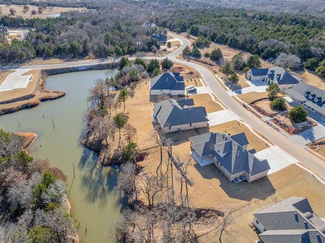 8108 Goldfinch Drive, Guthrie, OK 73044