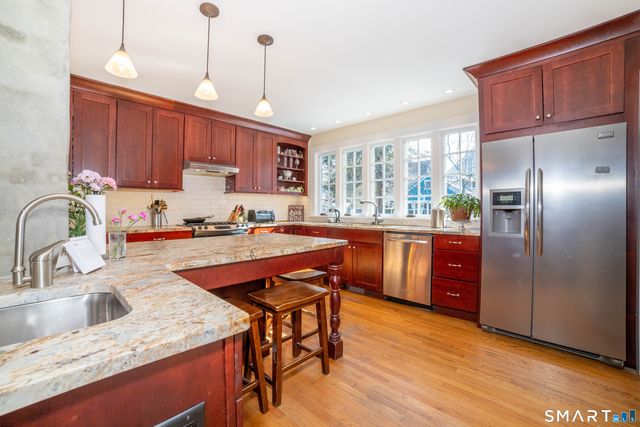 194 Canner Street, New Haven, CT 06511