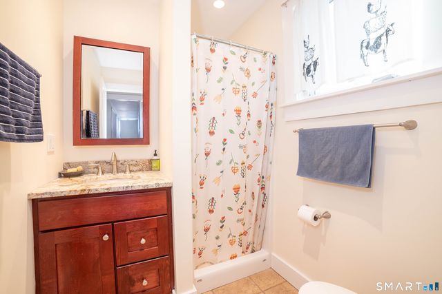 194 Canner Street, New Haven, CT 06511