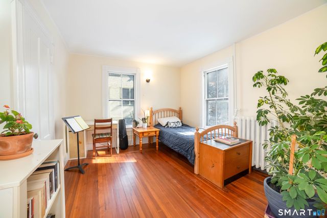 194 Canner Street, New Haven, CT 06511