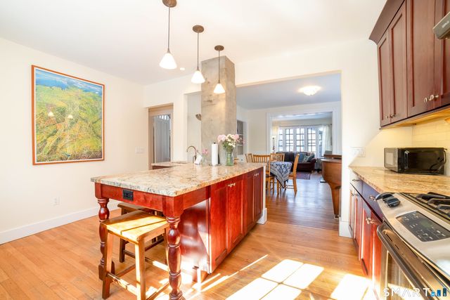 194 Canner Street, New Haven, CT 06511