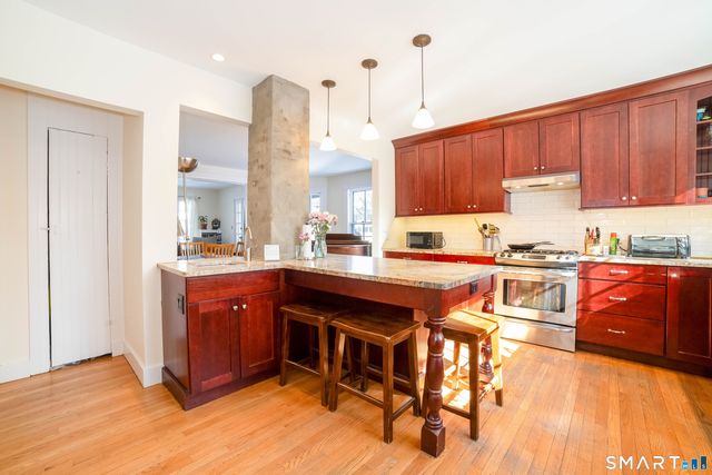 194 Canner Street, New Haven, CT 06511