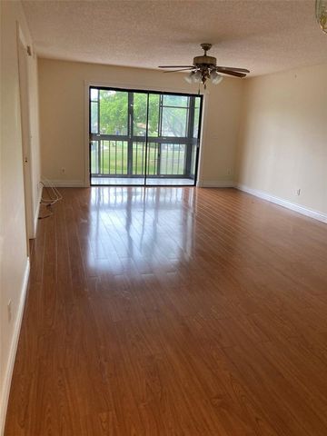 5920 80TH STREET N 204, St Petersburg, FL 33709