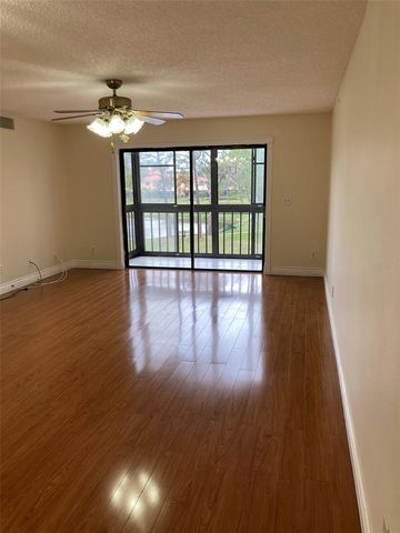 5920 80TH STREET N 204, St Petersburg, FL 33709