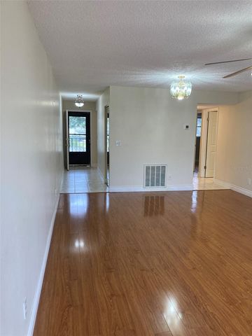 5920 80TH STREET N 204, St Petersburg, FL 33709