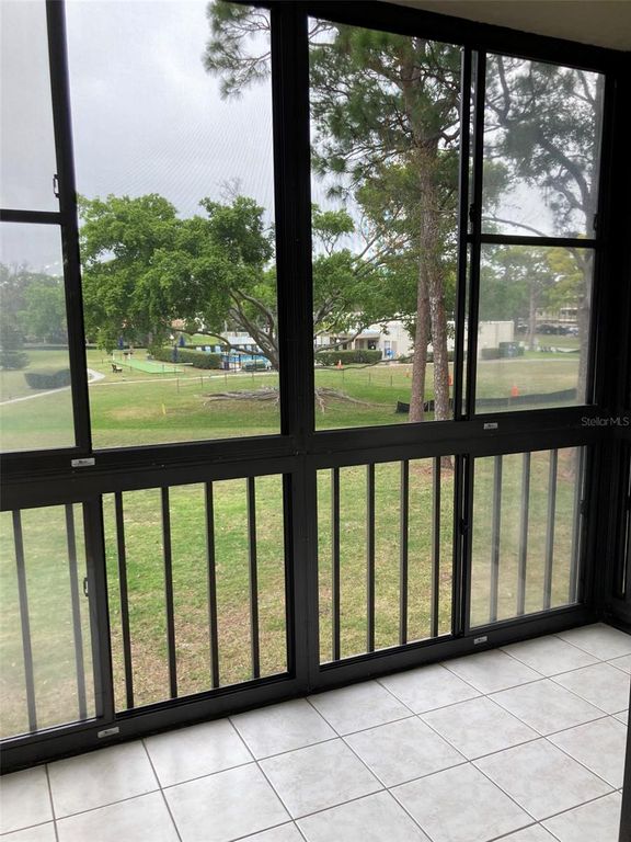 Image 20 of property listing at 5920 80TH STREET N 204, St Petersburg, FL 33709