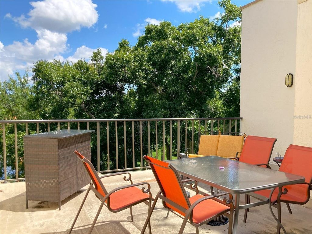 Image 38 of property listing at 5920 80TH STREET N 204, St Petersburg, FL 33709