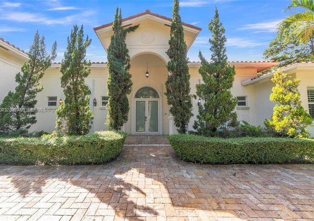 17910 SW 80th Avenue, Palmetto Bay, FL 33157