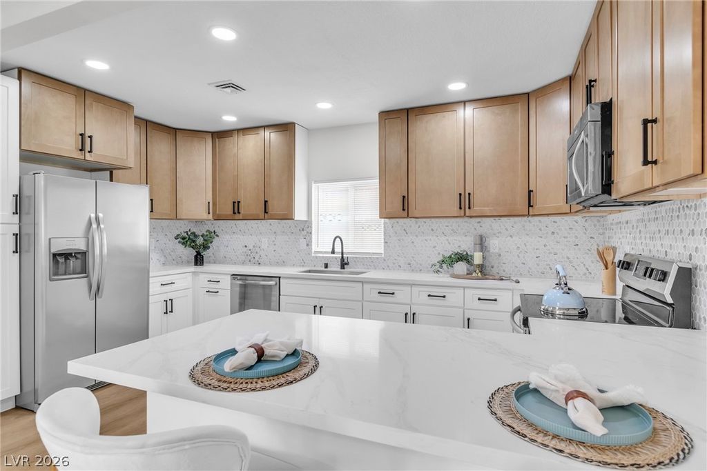 228 Earl Street, Las Vegas, NV 89101 — exterior