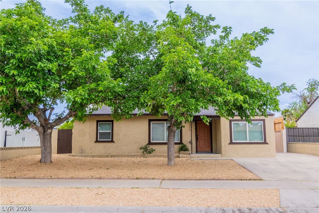 228 Earl Street, Las Vegas, NV 89101 — photo 2