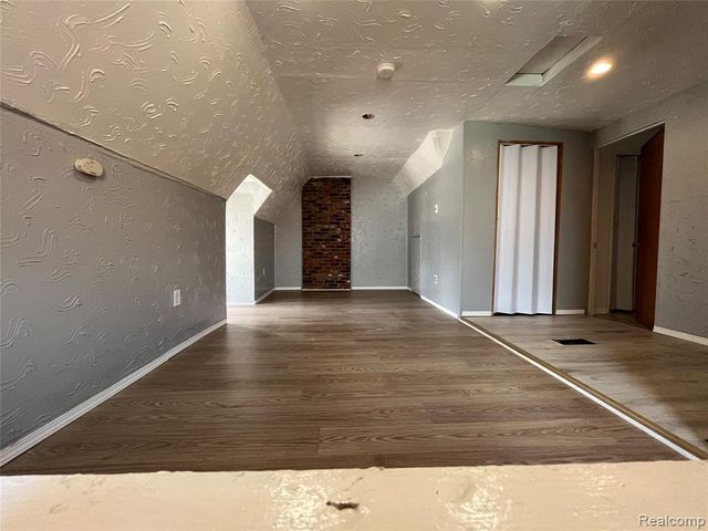 16605 Stansbury Street, Detroit, MI 48235
