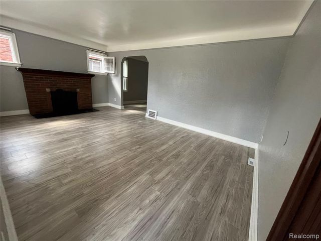 16605 Stansbury Street, Detroit, MI 48235